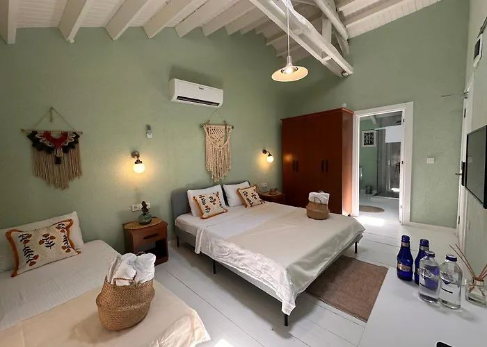 Hanole Macaron * Ayvalı