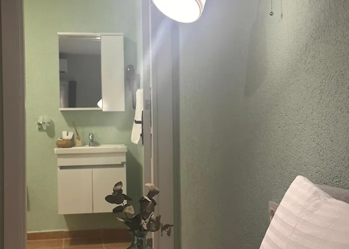 Hanole Macaron * Ayvalı